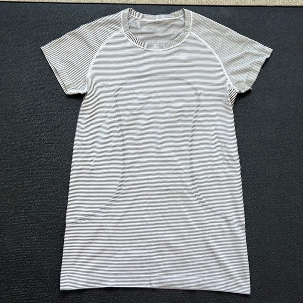Lululemon Swiftly Tech